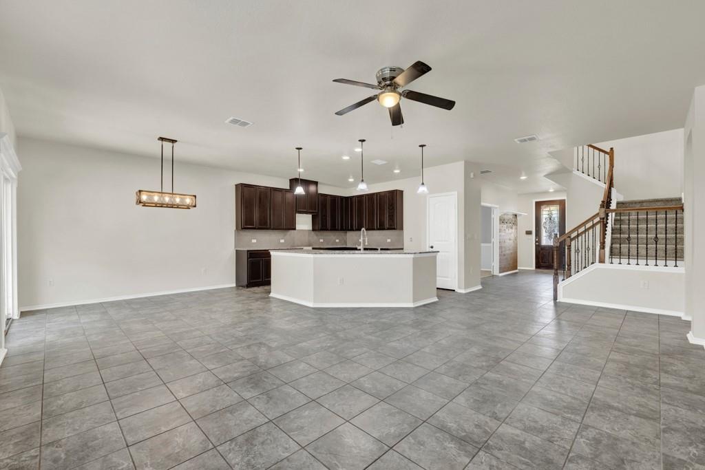 310 Sageleaf Willow Dr, San Marcos, TX 78666