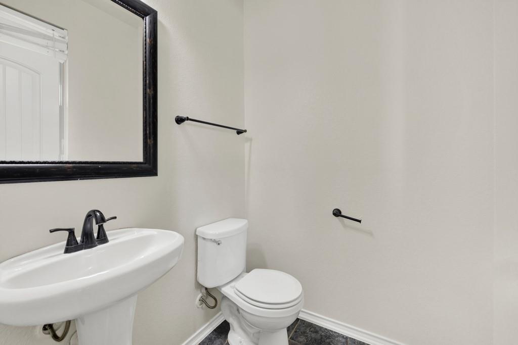 310 Sageleaf Willow Dr, San Marcos, TX 78666