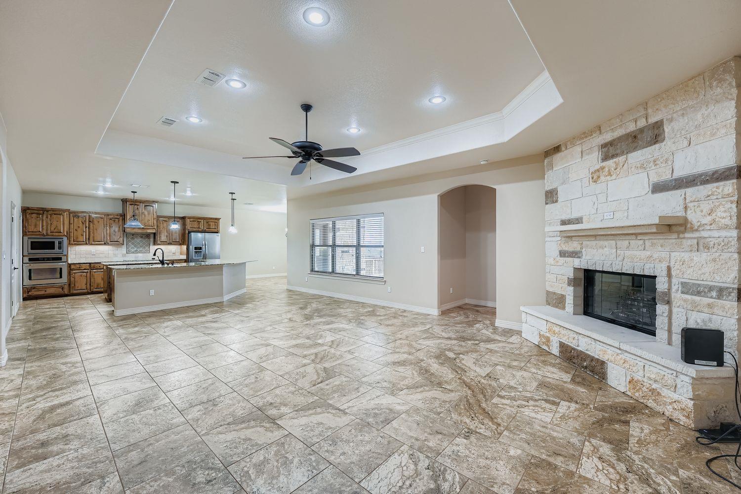 213 Western Sky Trl, Jarrell, TX 76537