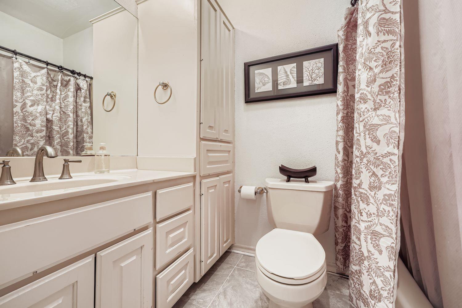 3225 Eisenhower Ave, Lago Vista, TX 78645