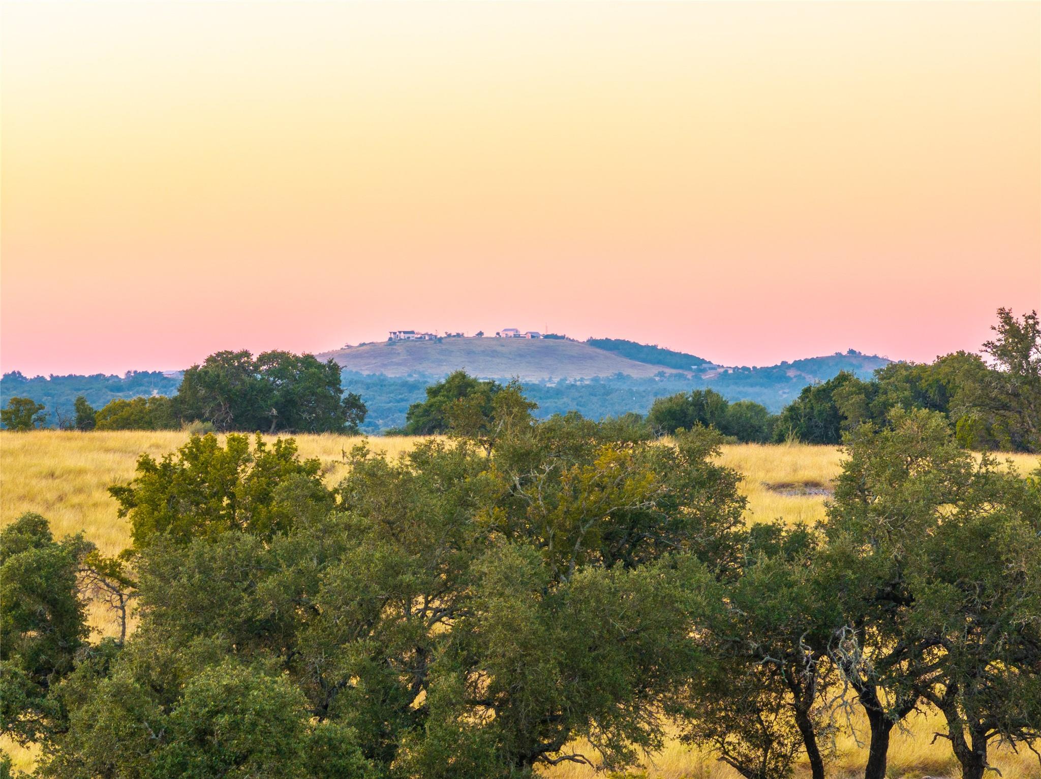 1547 Pressler Rd, Fredericksburg, TX 78624