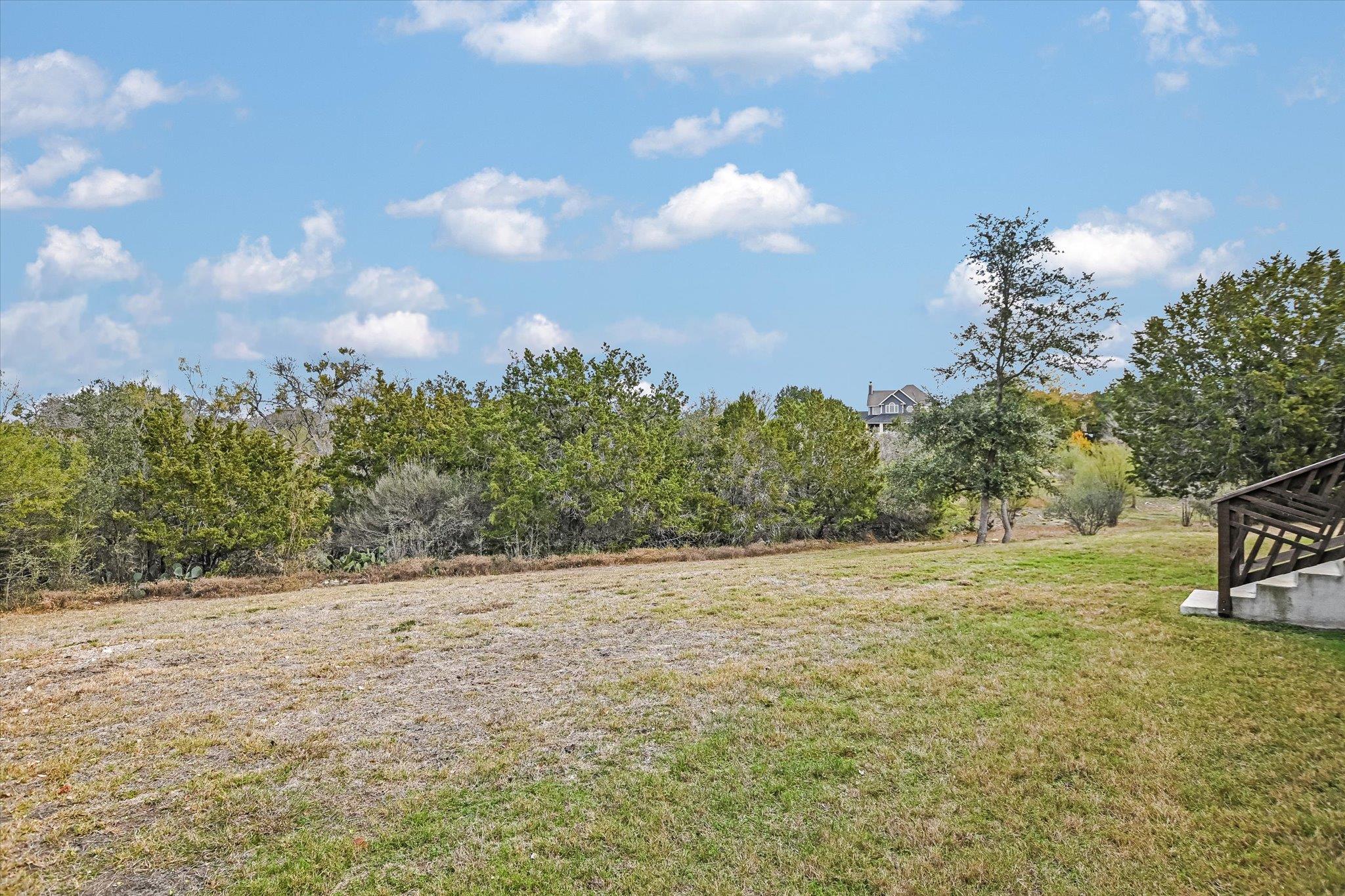 935 Wesley Ridge Dr, Spicewood, TX 78669