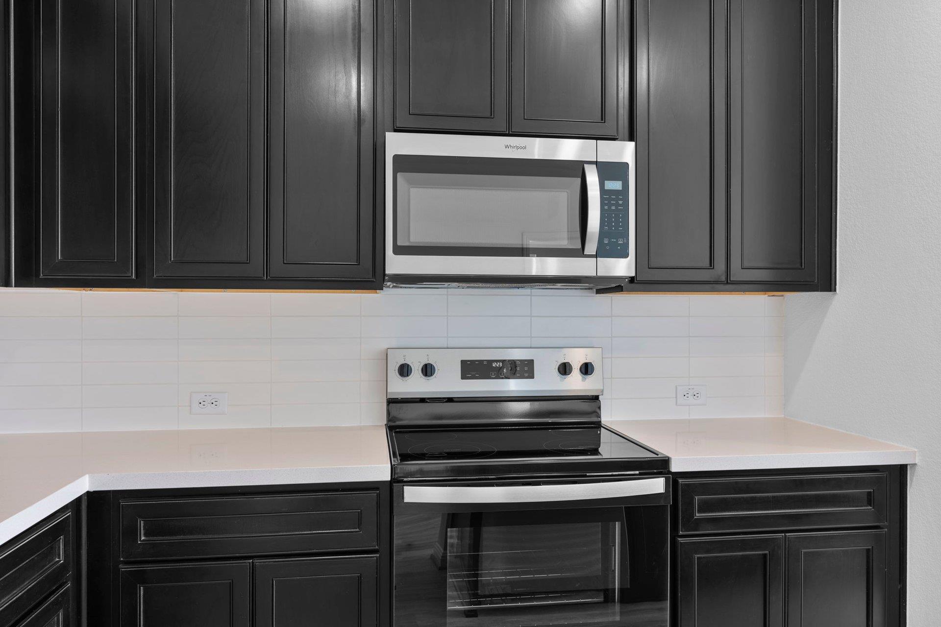 114 Cherry Blossom Ln, Taylor, TX 76574