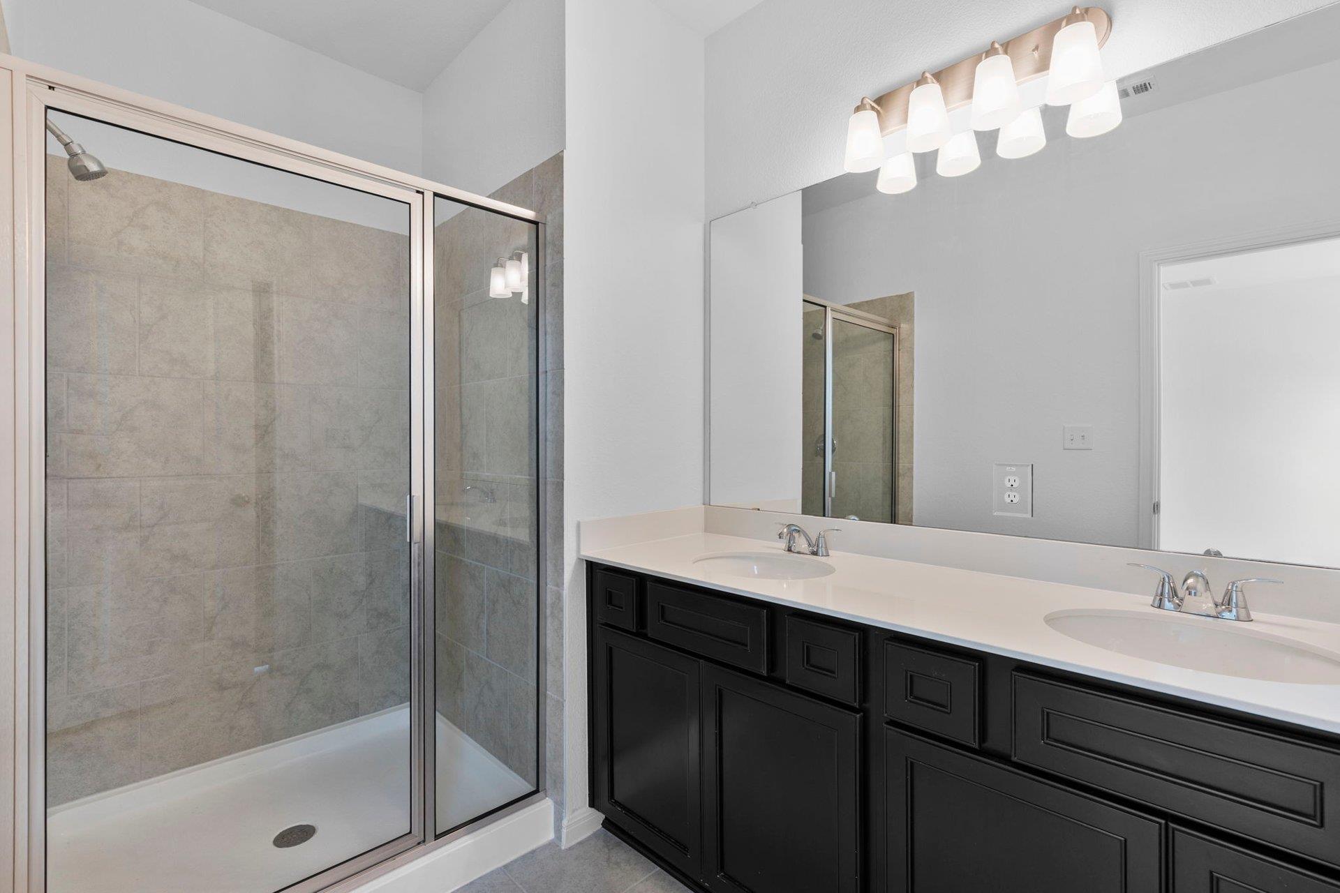 114 Cherry Blossom Ln, Taylor, TX 76574