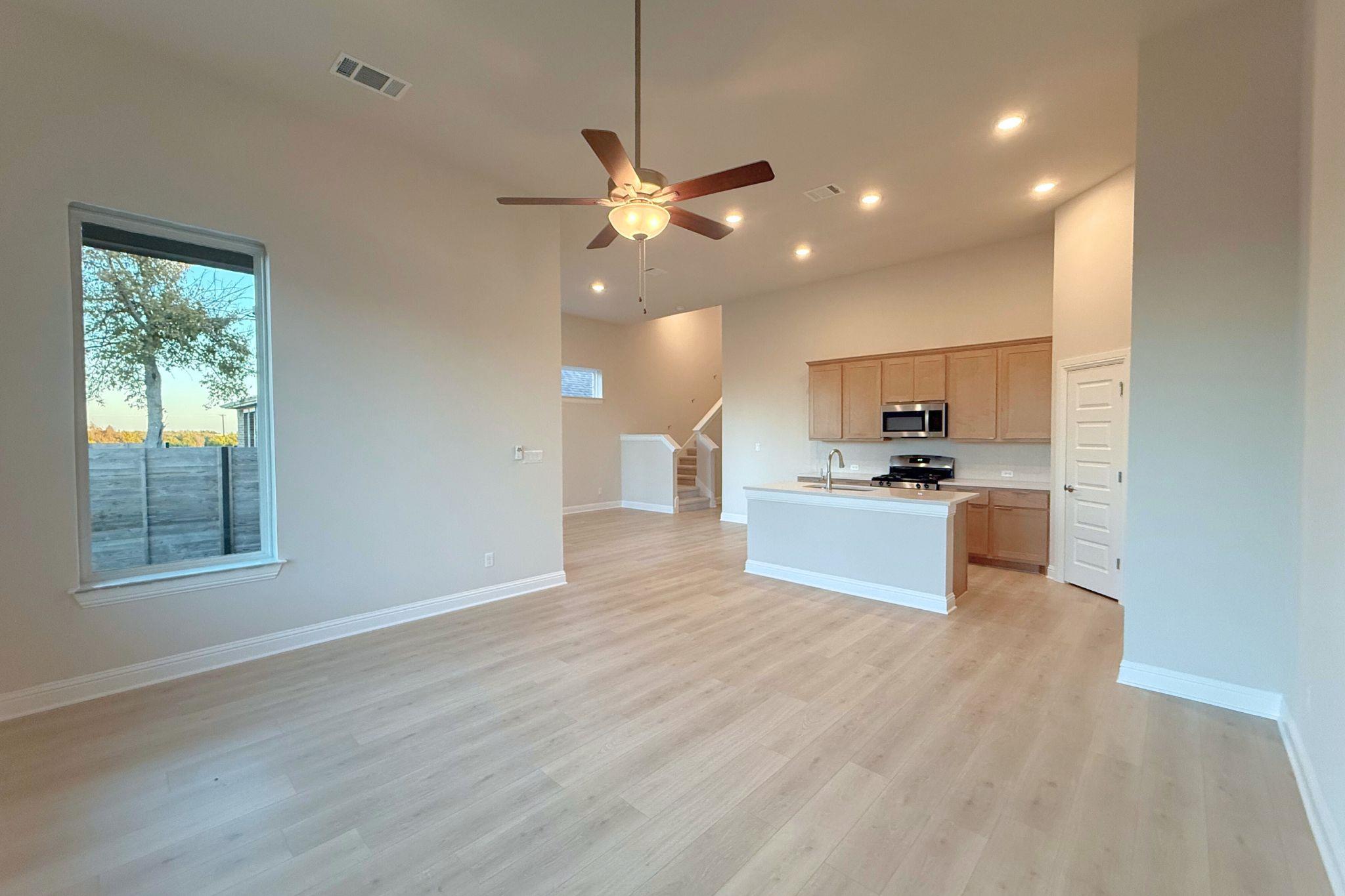 1008 Stonehill Dr, Georgetown, TX 78633