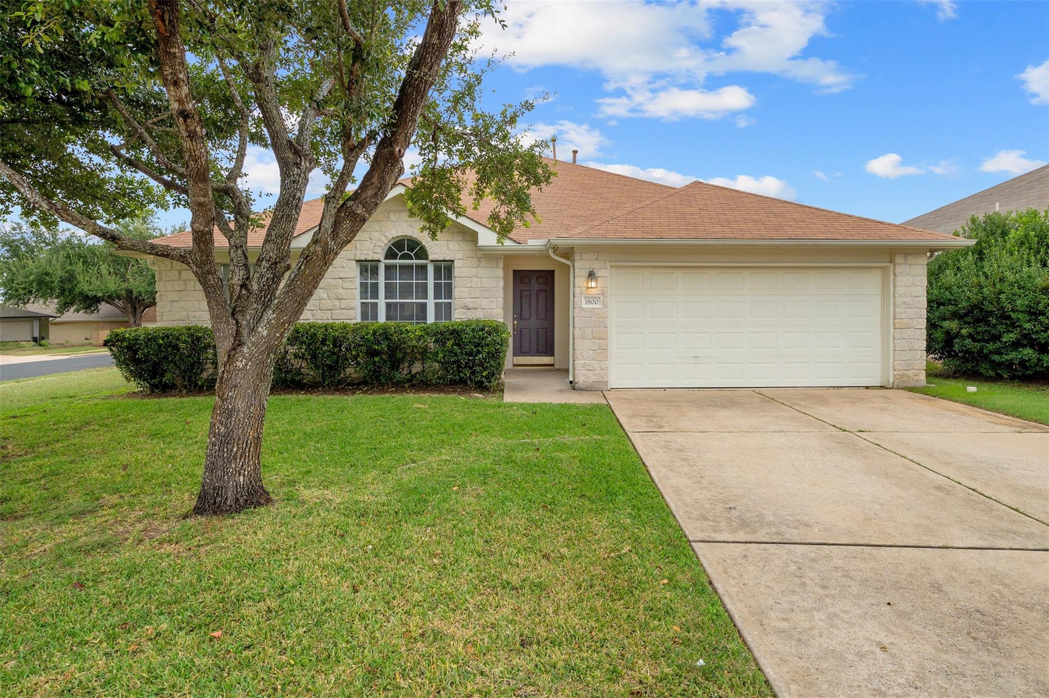 1800 White Indigo Trl, Round Rock, TX 78665