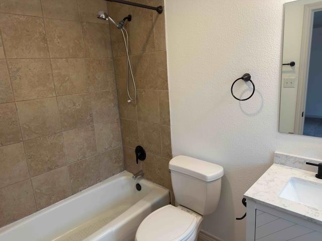 1407 W 39th 1/2 St # 203, Austin, TX 78756