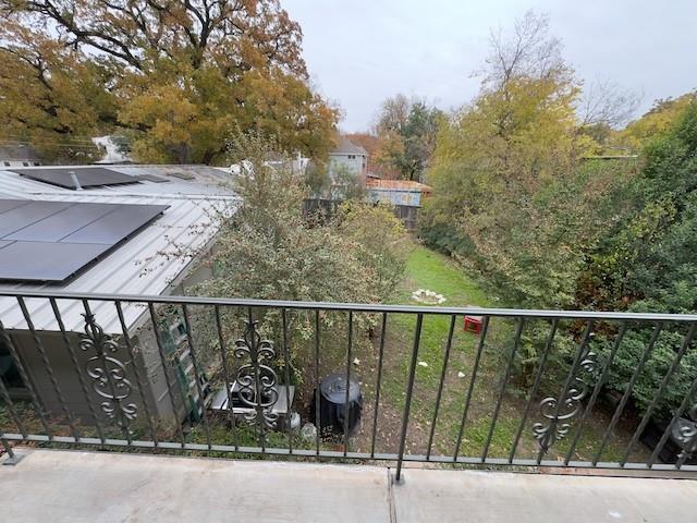 1407 W 39th 1/2 St # 203, Austin, TX 78756