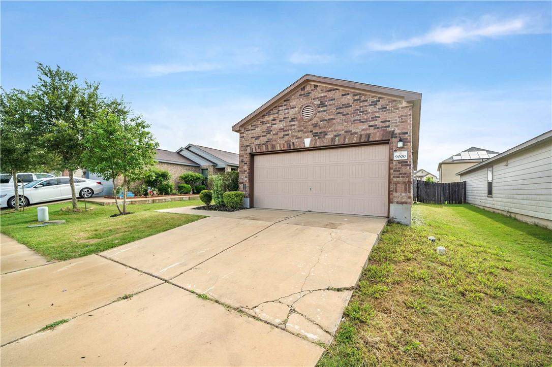 9000 Edmundsbury Dr, Austin, TX 78747