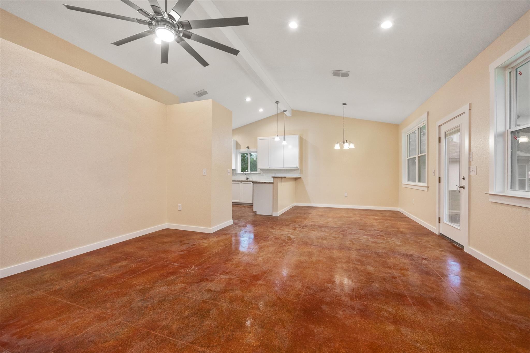 5 Quiet Meadow Cir, Wimberley, TX 78676