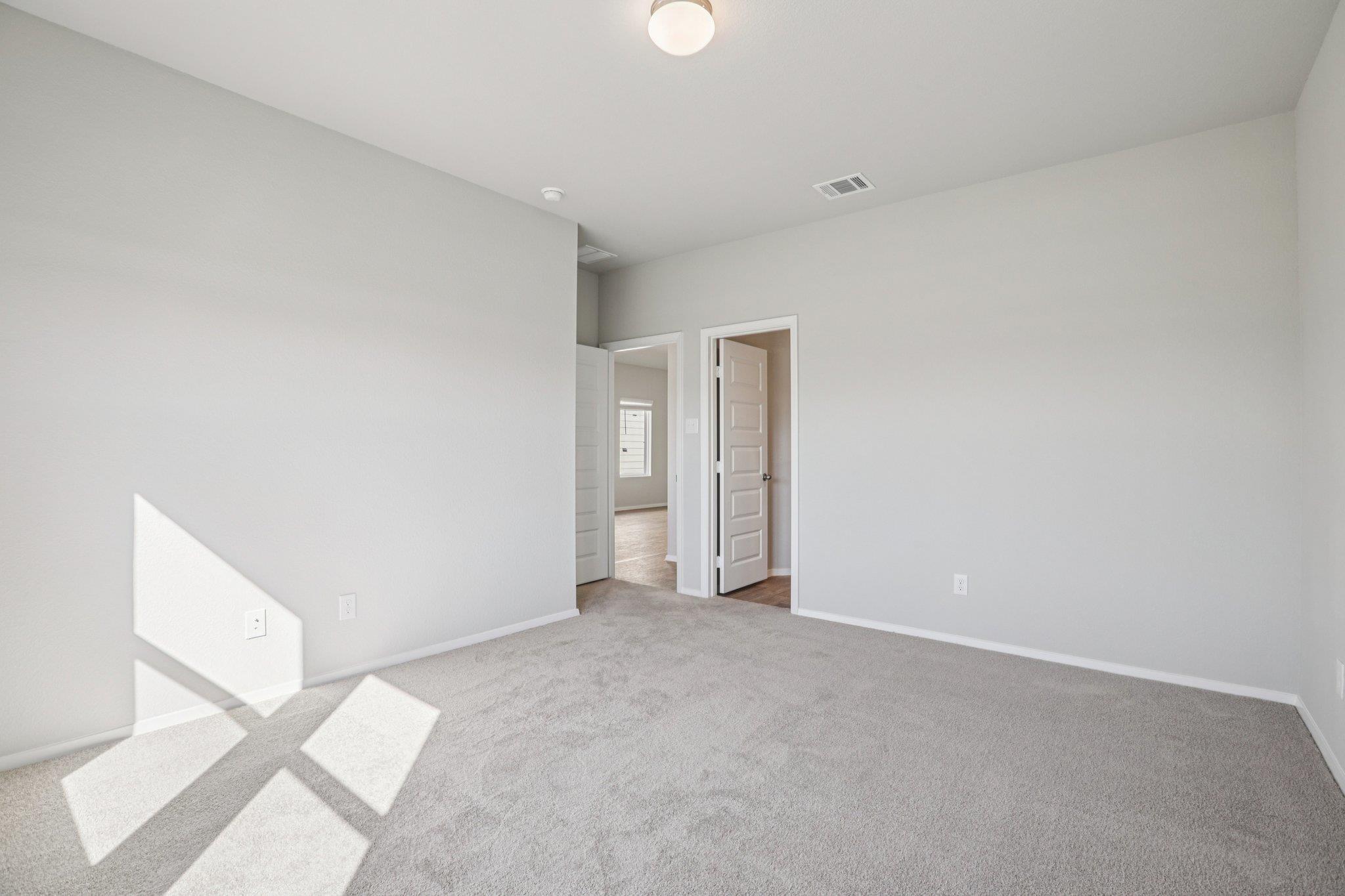 425 Rear Boot Way, Liberty Hill, TX 78642