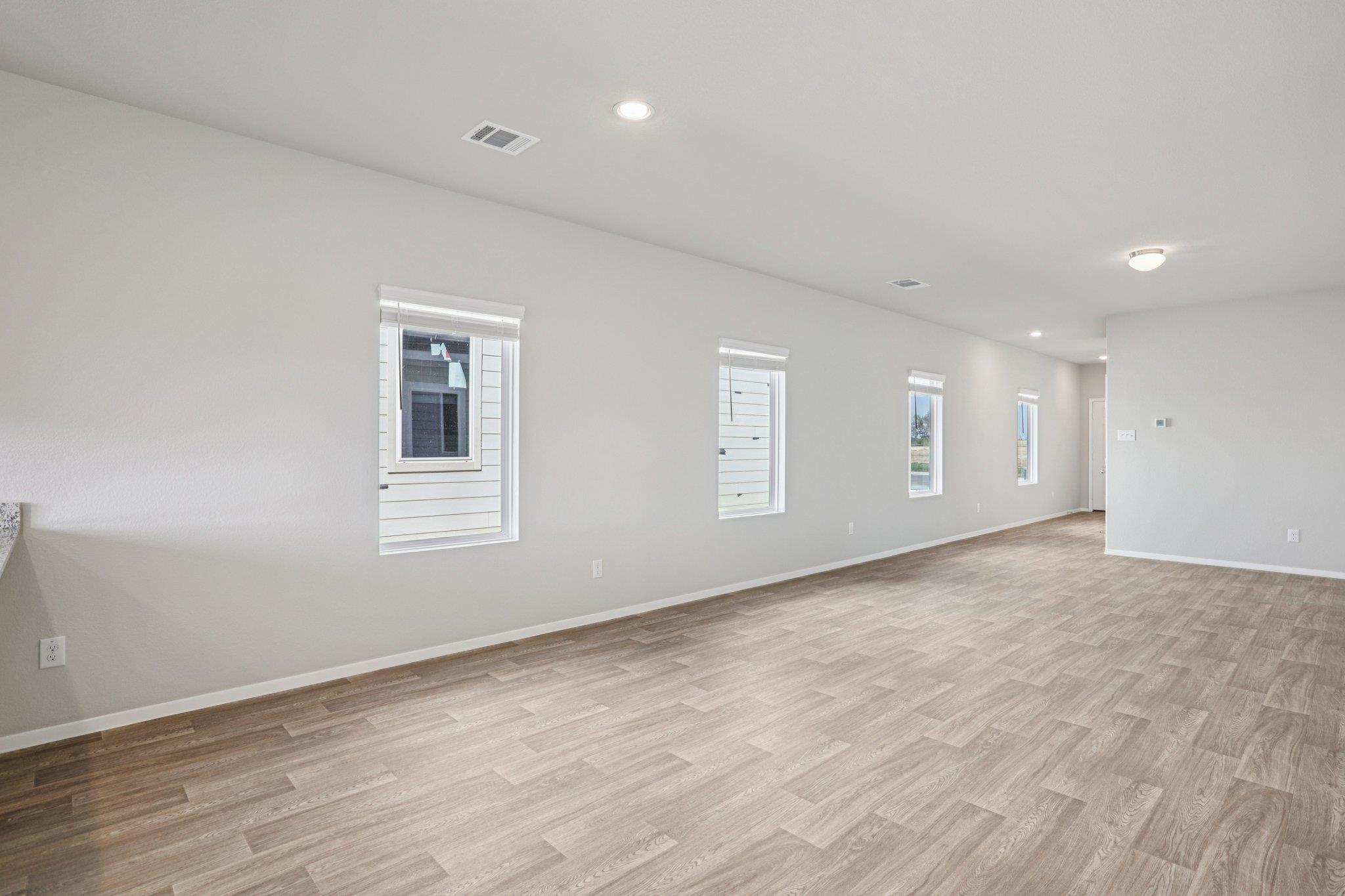 425 Rear Boot Way, Liberty Hill, TX 78642