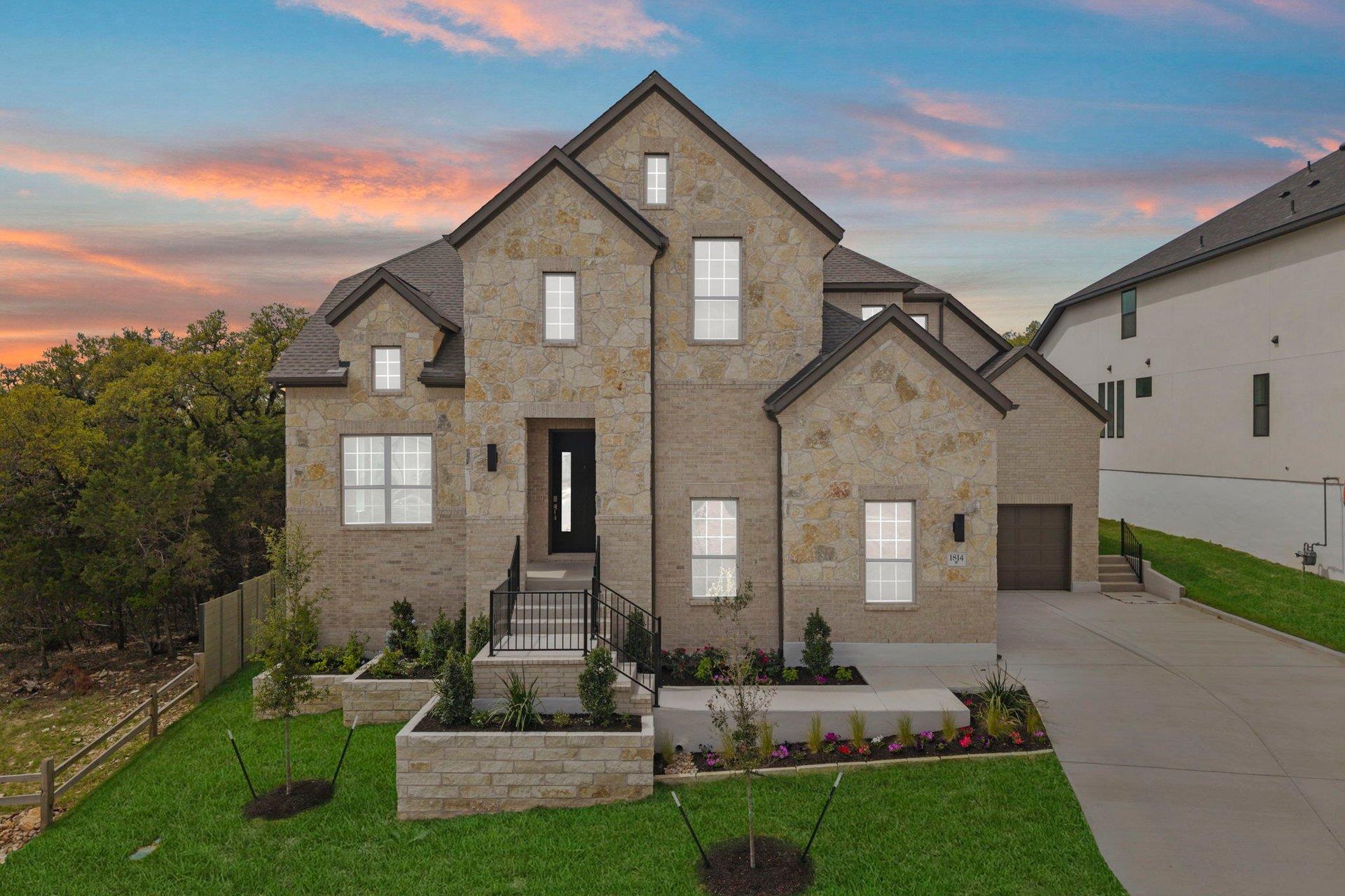 1814 Crimson Sunset Dr, Georgetown, TX 78628