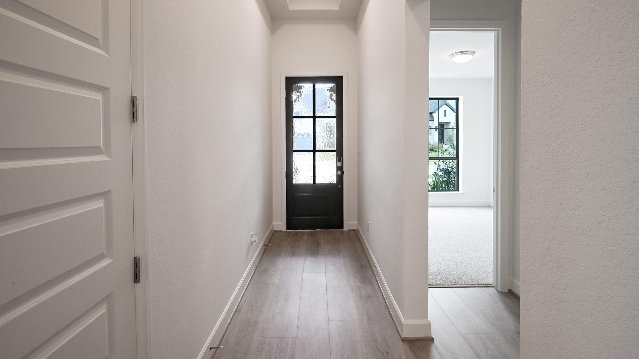 654 Bay Breeze Dr, Kyle, TX 78640