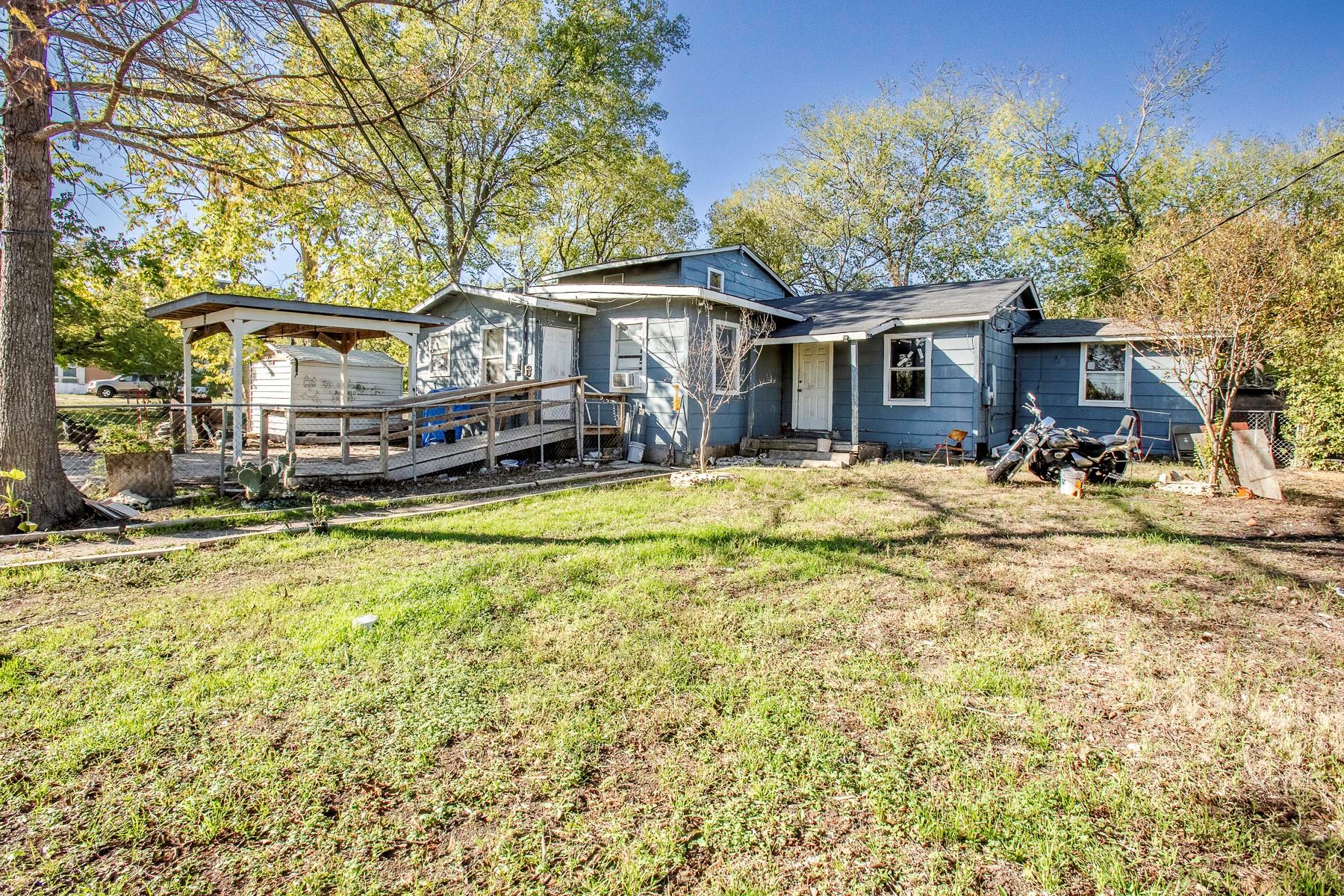 162 Mendoza Ln, Buda, TX 78610