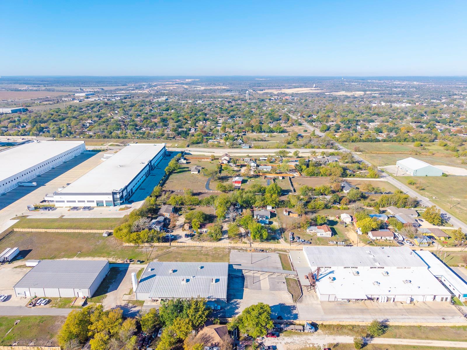 162 Mendoza Ln, Buda, TX 78610