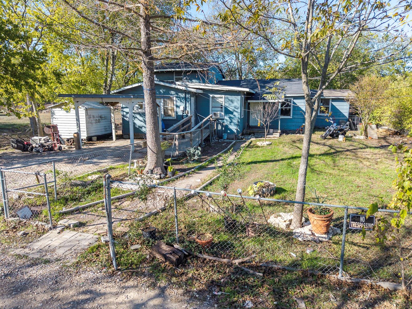 162 Mendoza Ln, Buda, TX 78610