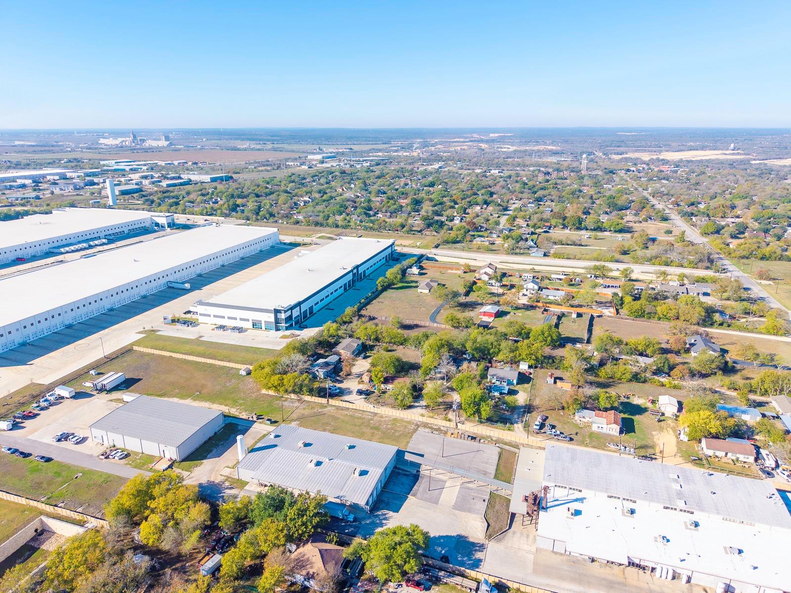 162 Mendoza Ln, Buda, TX 78610