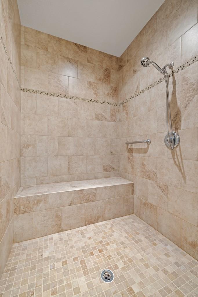 1282 Vintage Oaks Dr, Doss, TX 78618