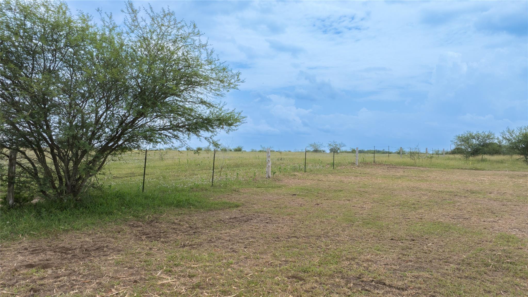 Lot 9 Concrete Edgar RD Rd, Cuero, TX 77954