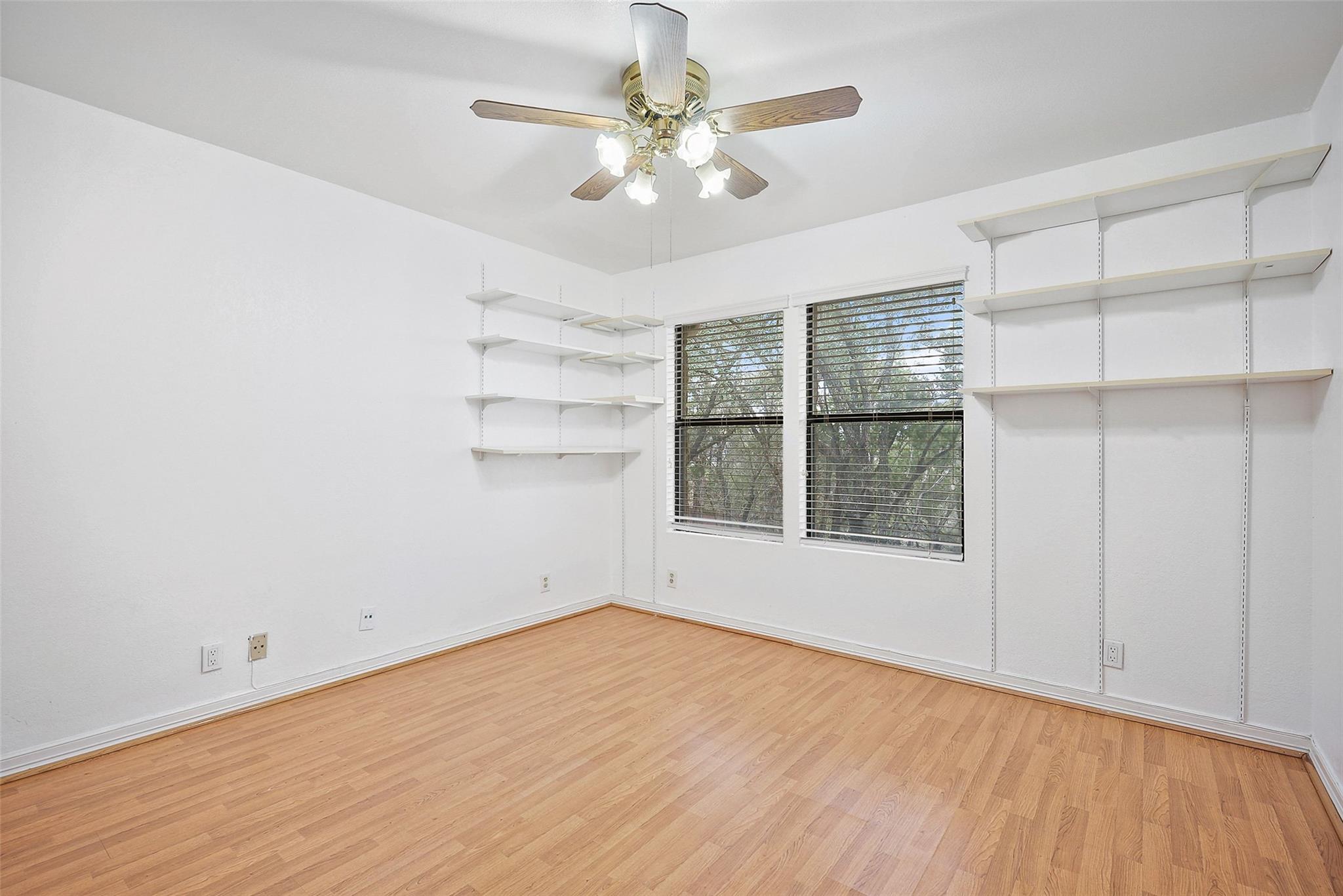 3112 Crosswind Dr, Spicewood, TX 78669