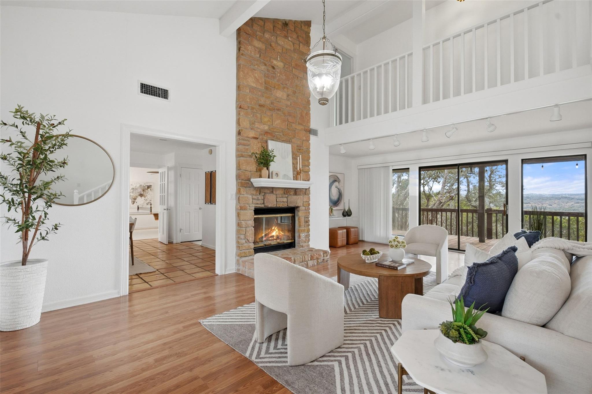 3112 Crosswind Dr, Spicewood, TX 78669