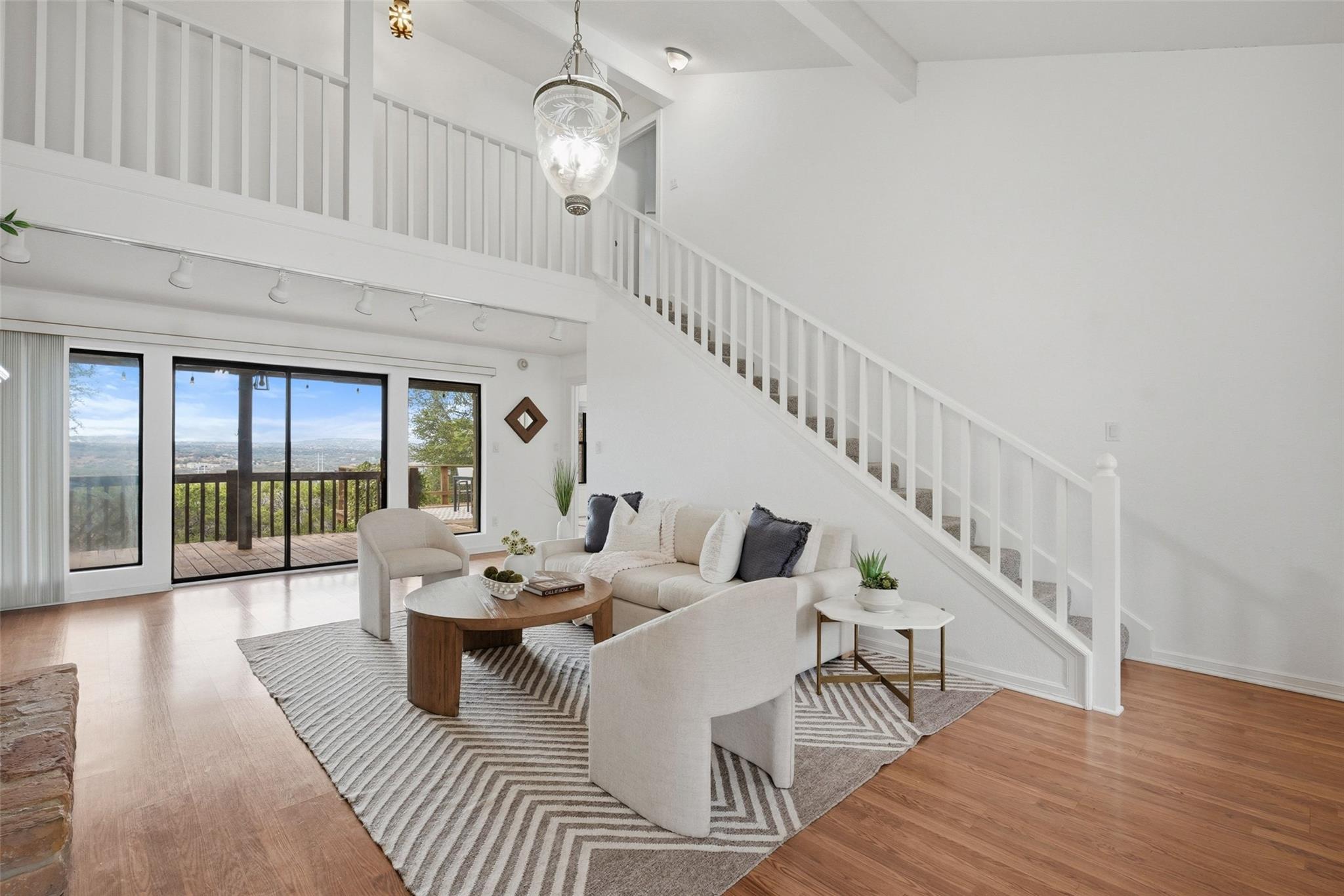 3112 Crosswind Dr, Spicewood, TX 78669