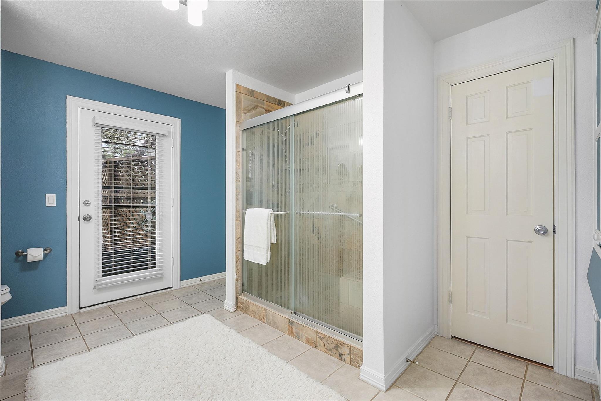 3112 Crosswind Dr, Spicewood, TX 78669