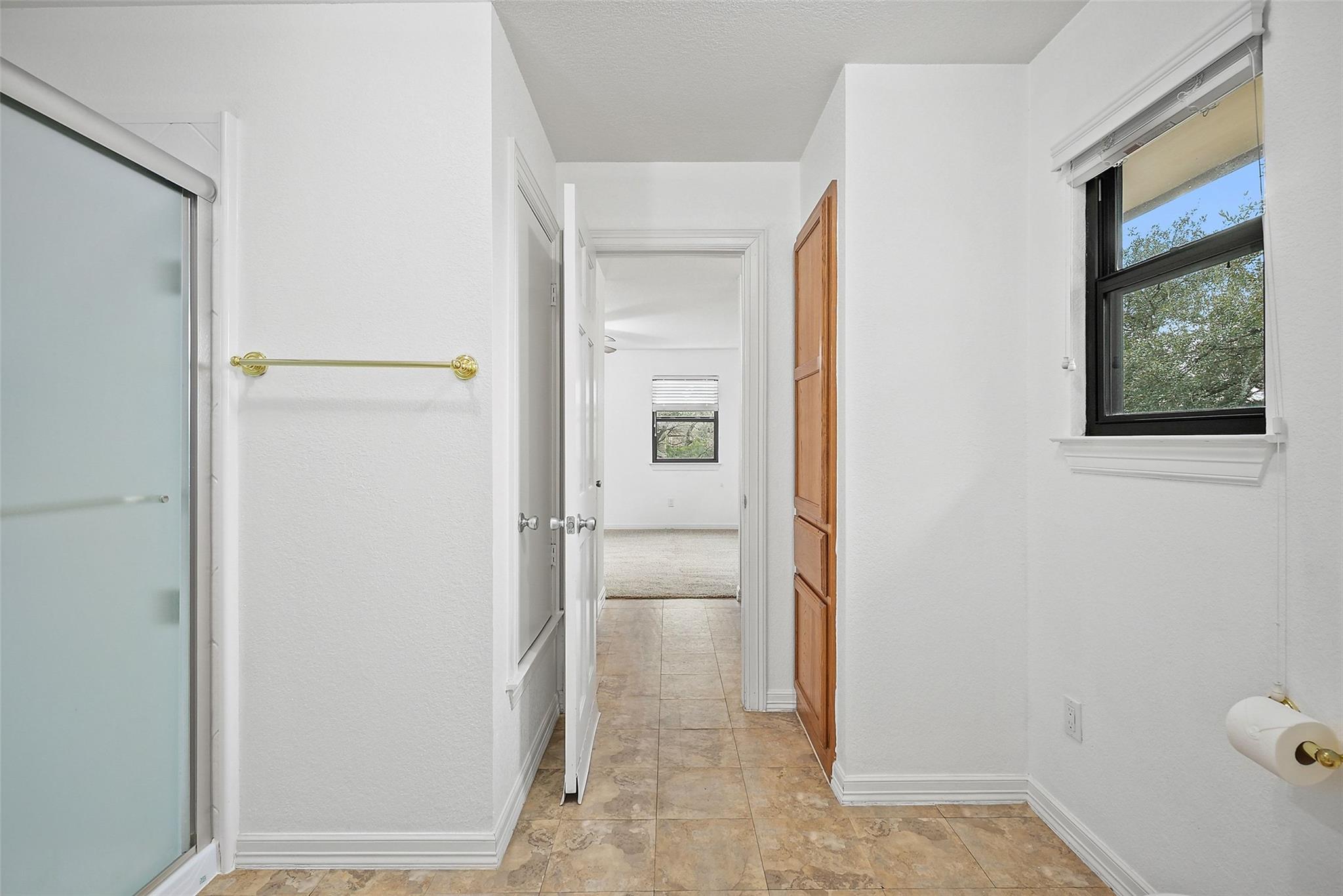 3112 Crosswind Dr, Spicewood, TX 78669