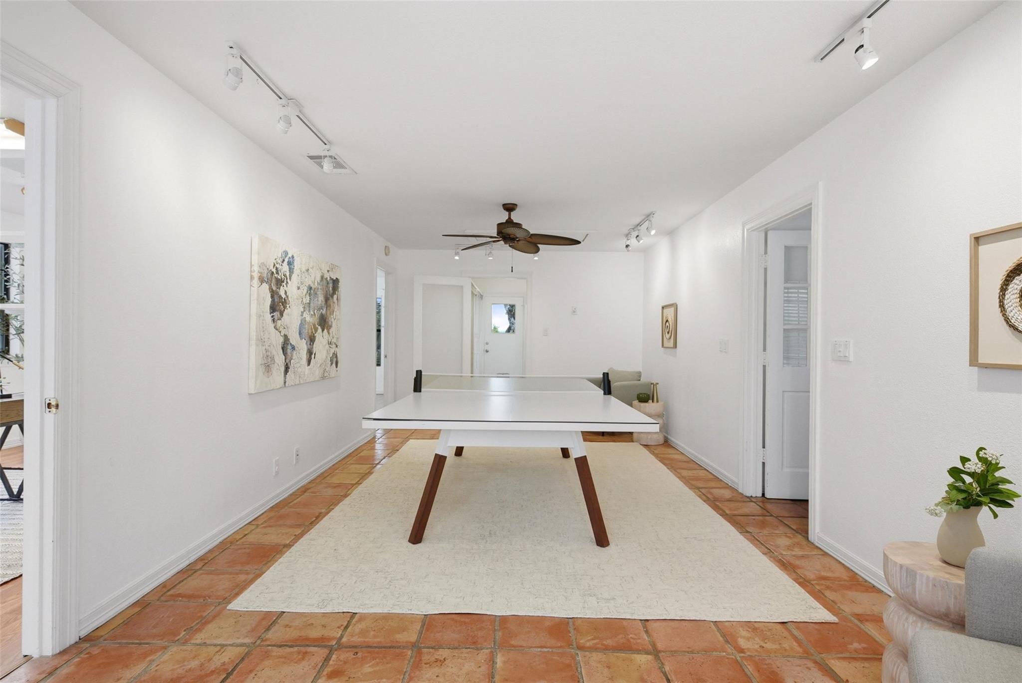 3112 Crosswind Dr, Spicewood, TX 78669