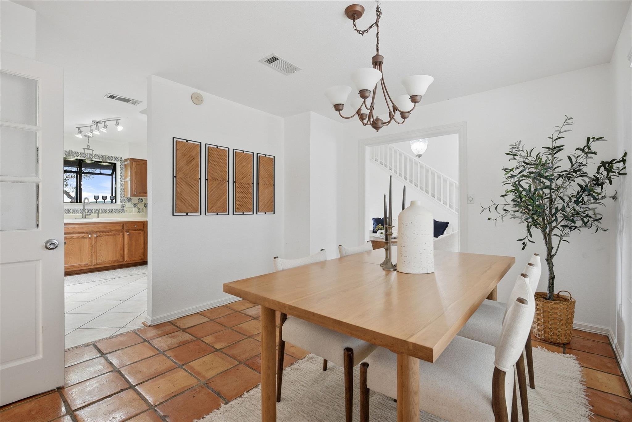 3112 Crosswind Dr, Spicewood, TX 78669