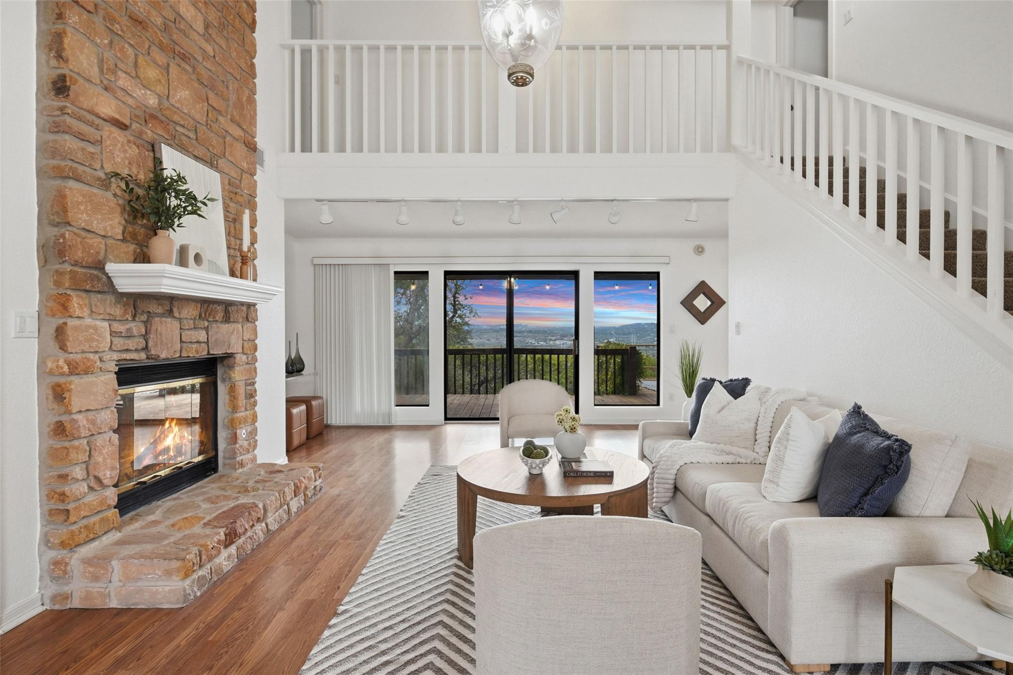 3112 Crosswind Dr, Spicewood, TX 78669