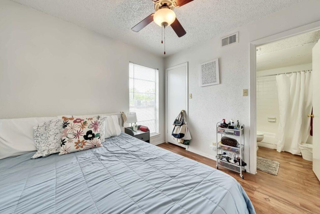 2803 Hemphill Park # B305, Austin, TX 78705