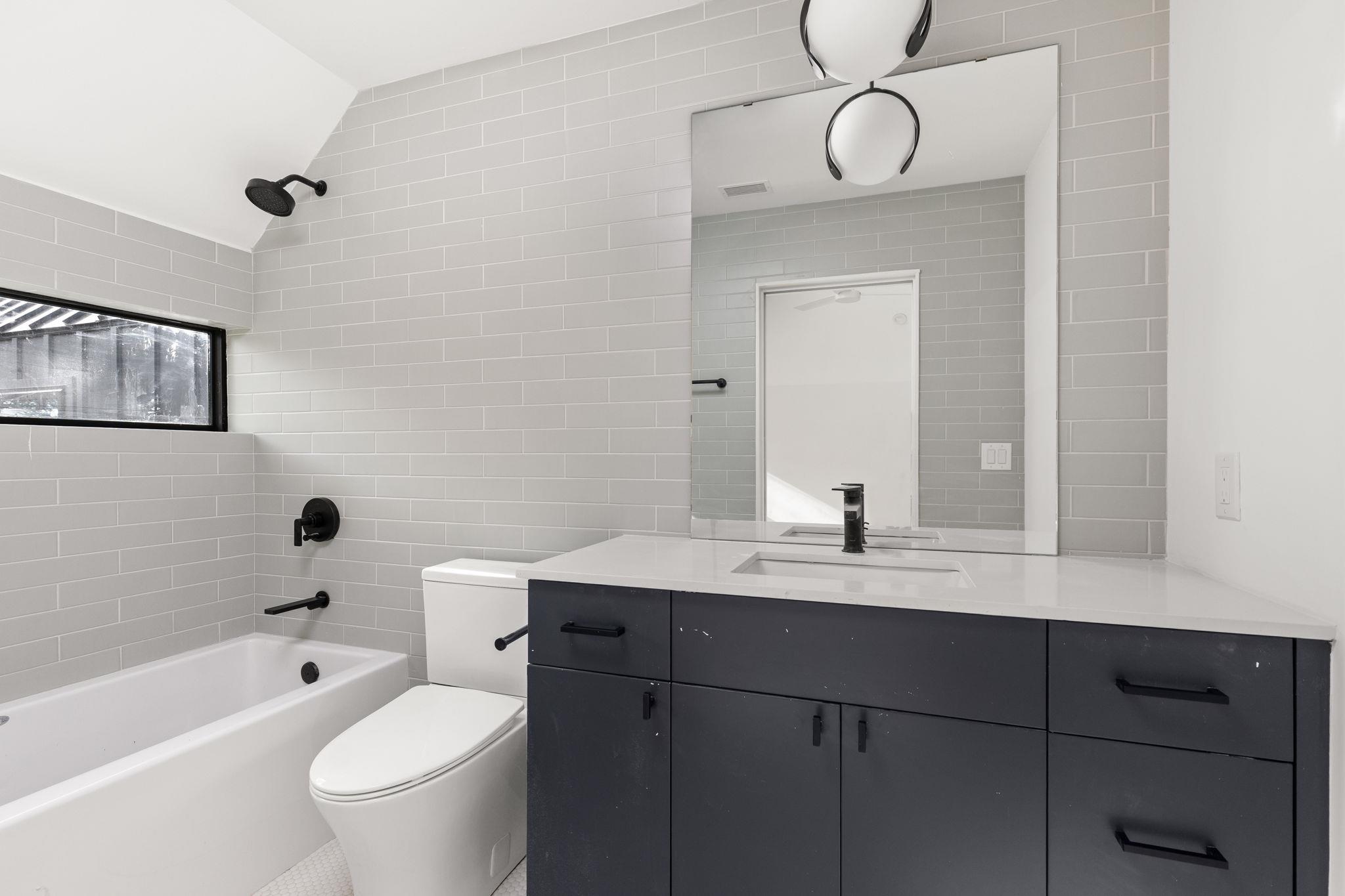 1603 Chelsea Ln # 3, Austin, TX 78704