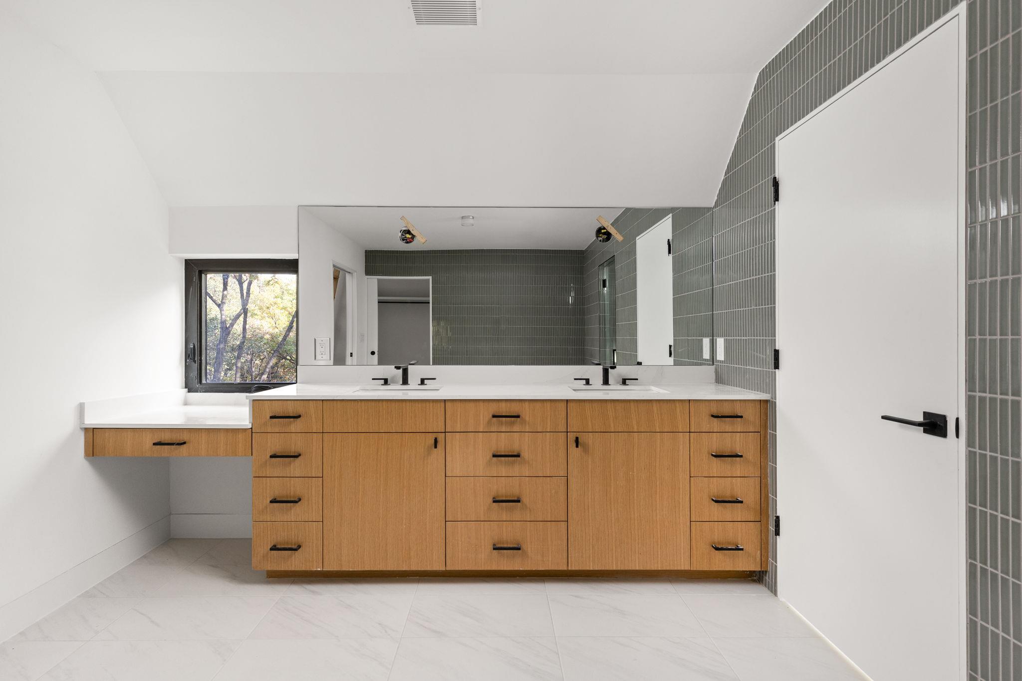 1603 Chelsea Ln # 3, Austin, TX 78704