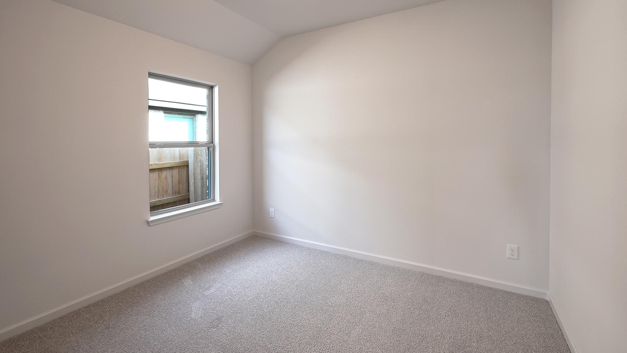 154 Blackborrow Dr, Kyle, TX 78640