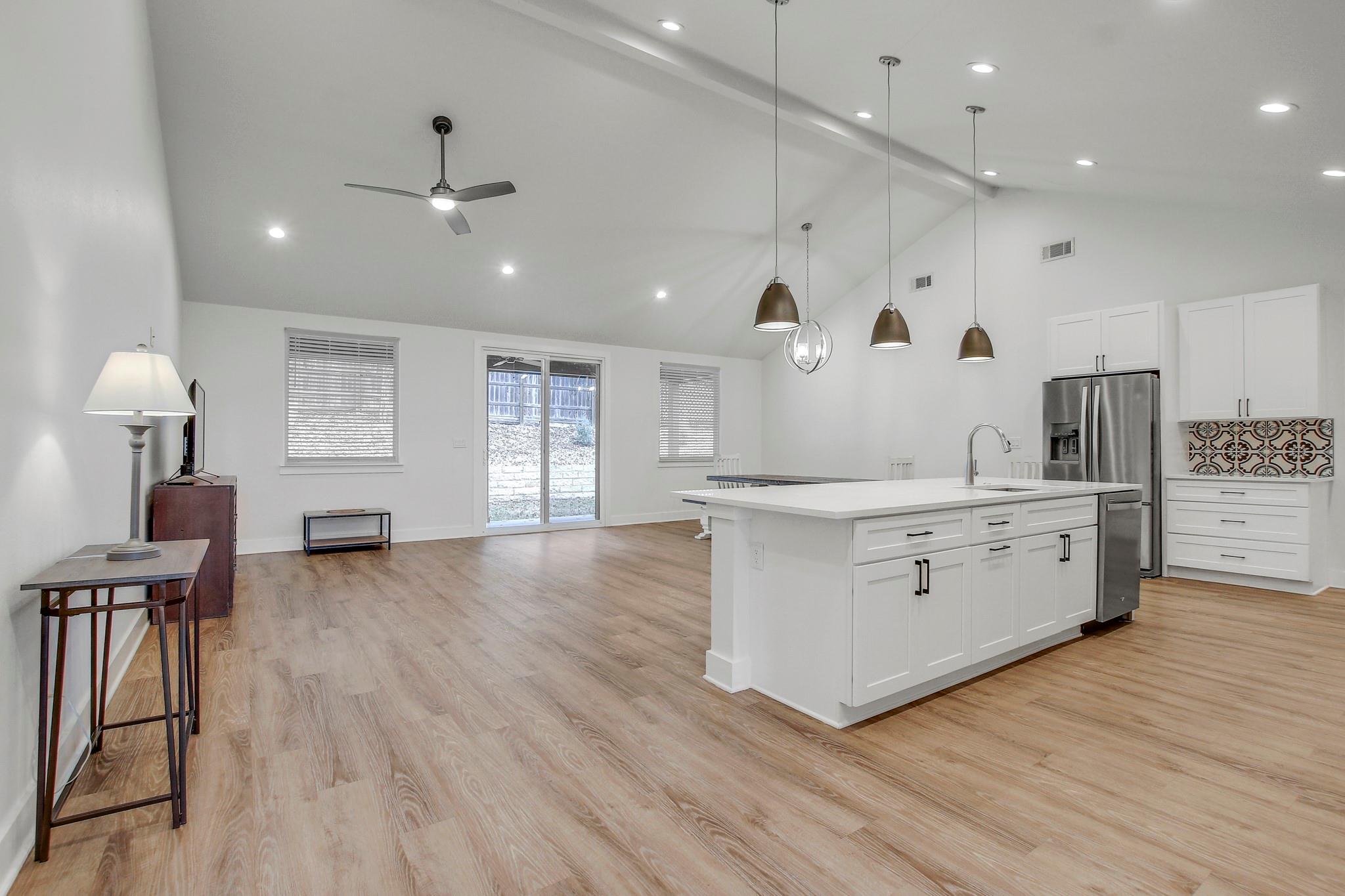 6509 Shady Ln, Lago Vista, TX 78645