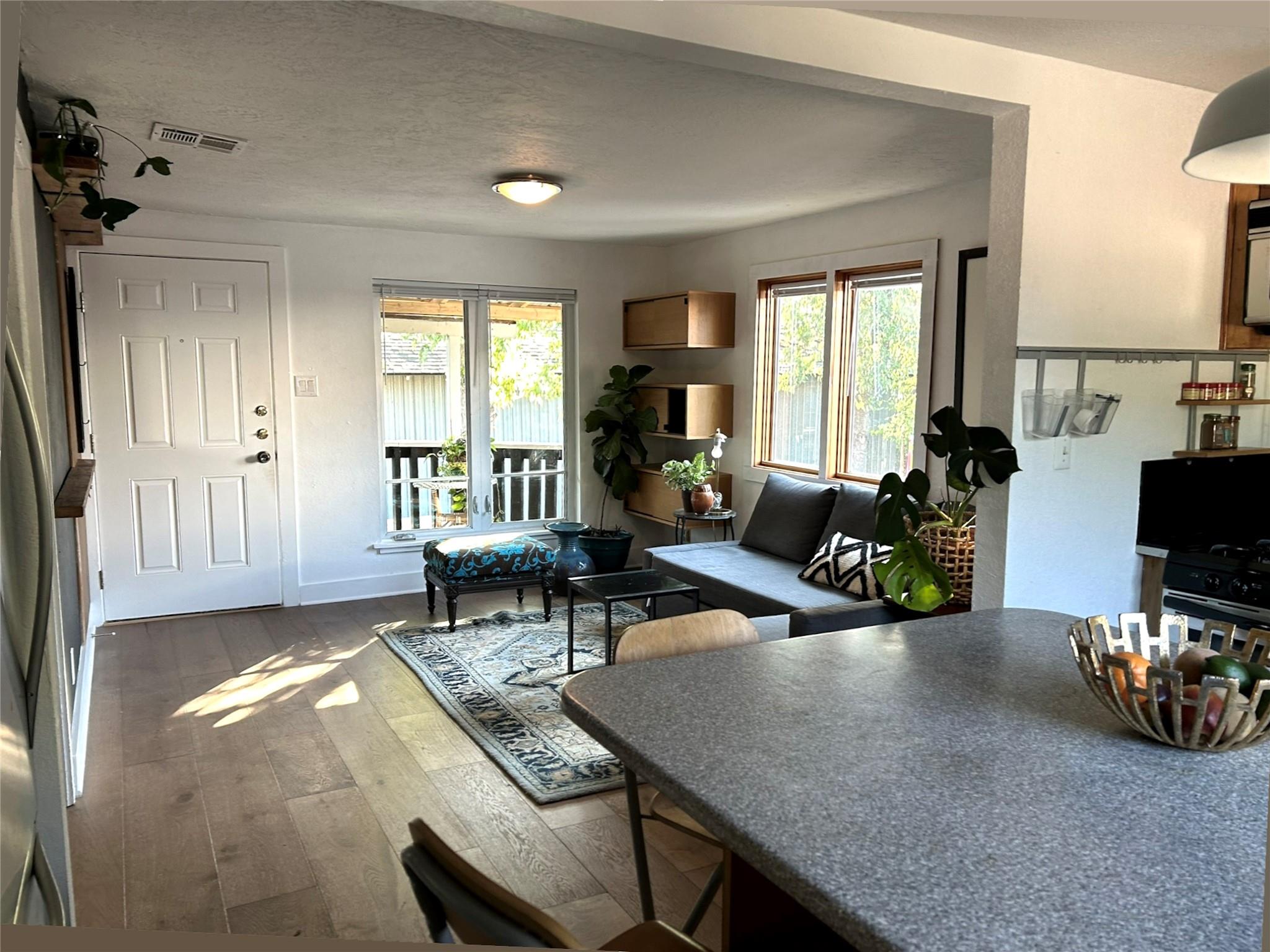 613 Brentwood St # C, Austin, TX 78752