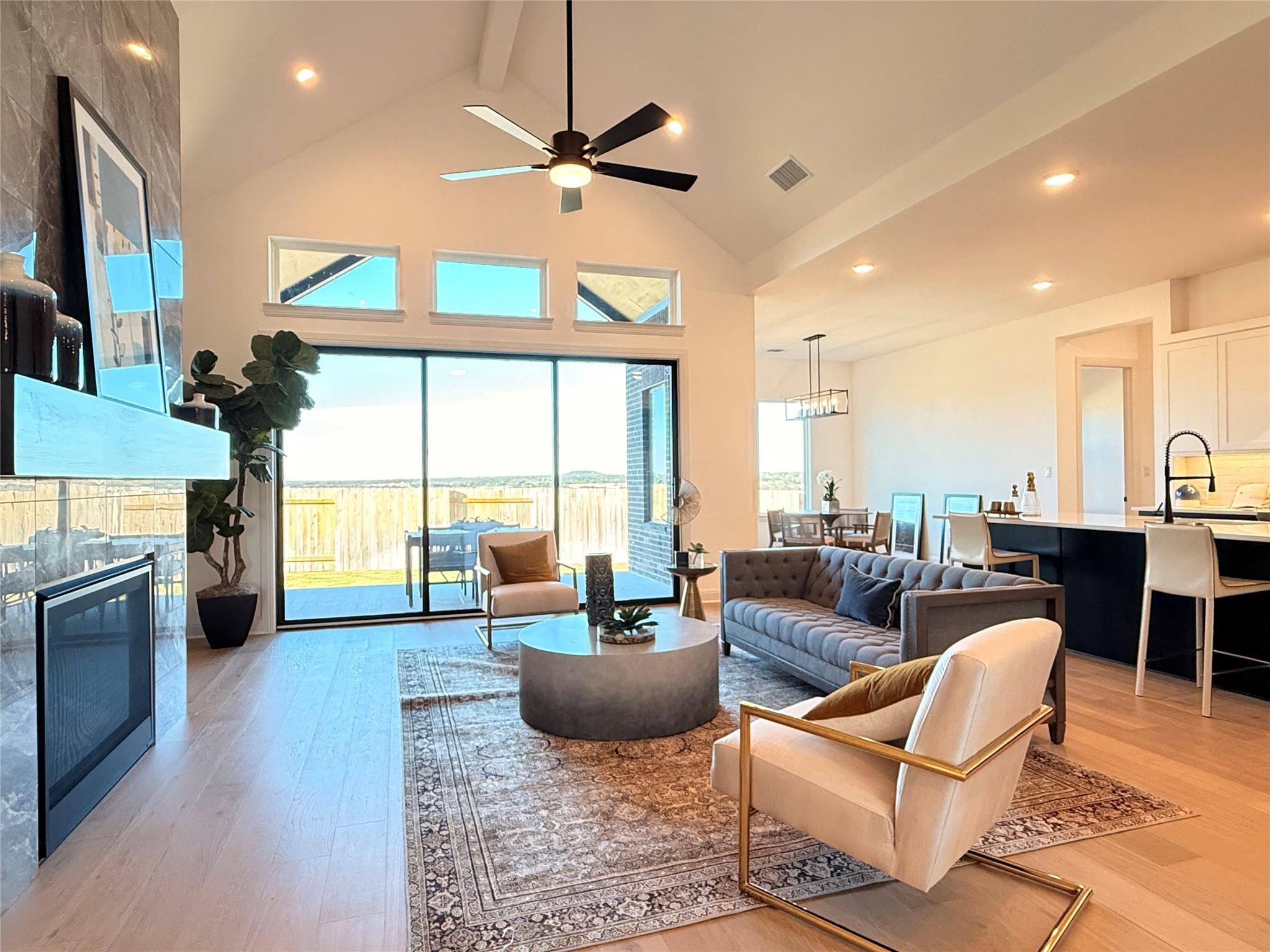 201 Shadow Dr, Liberty Hill, TX 78642