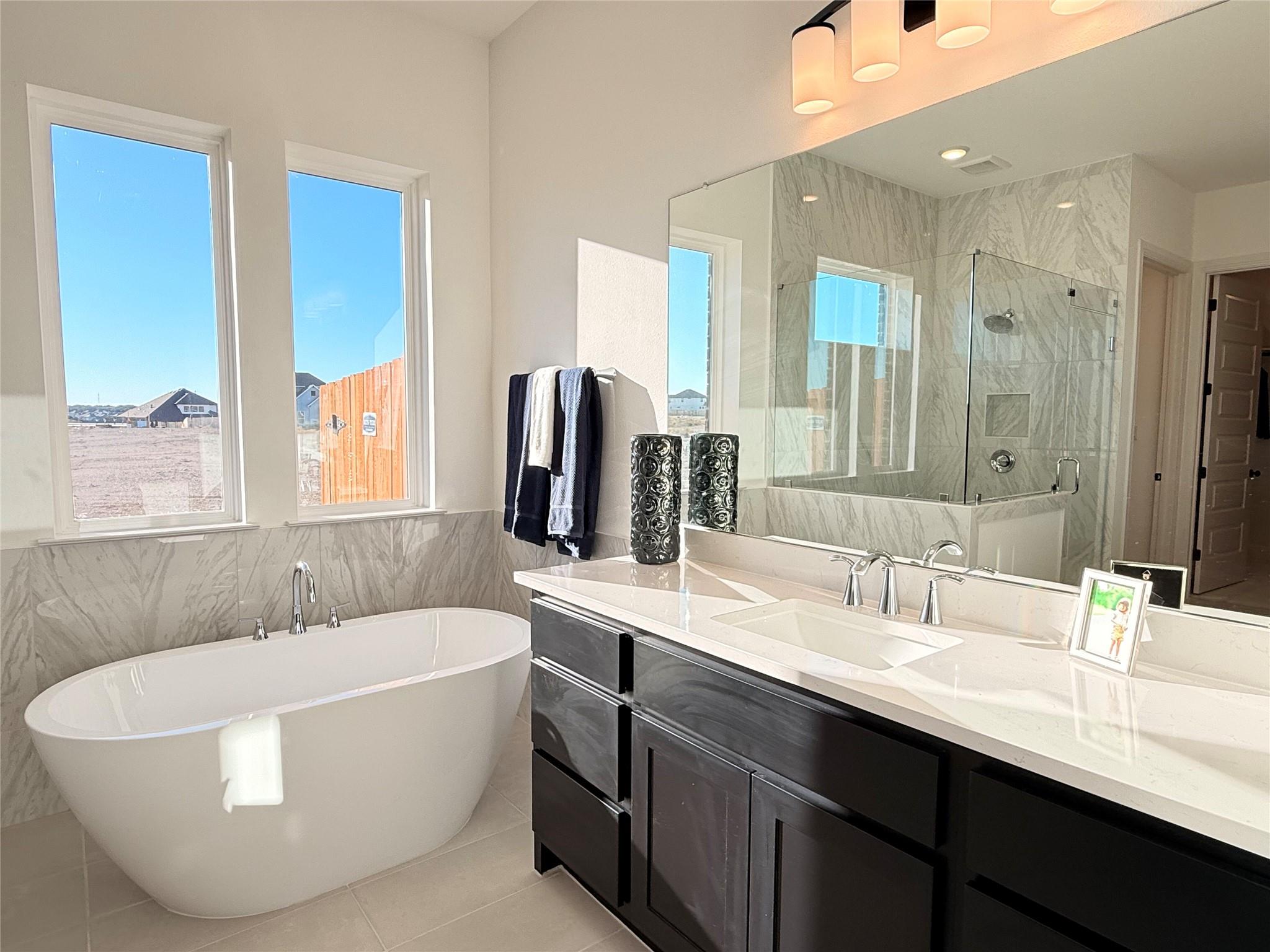 201 Shadow Dr, Liberty Hill, TX 78642