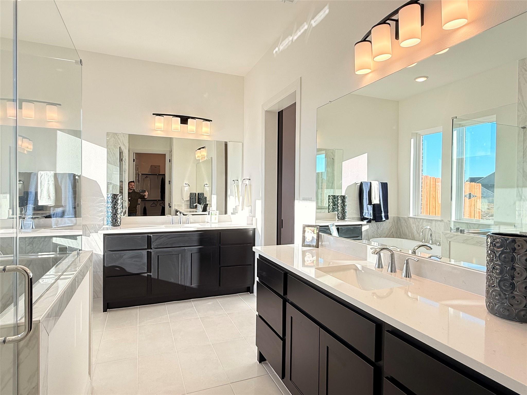 201 Shadow Dr, Liberty Hill, TX 78642