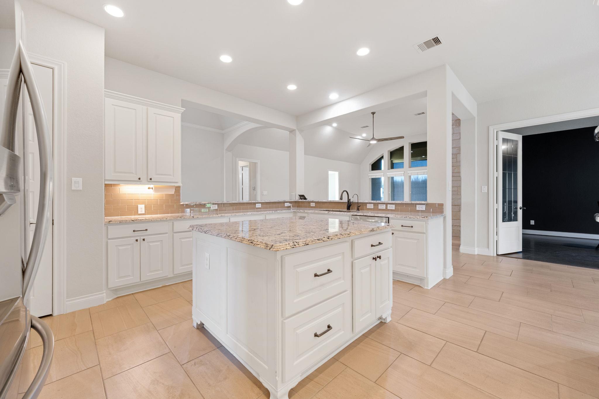 917 Coolabah Ave, New Braunfels, TX 78132