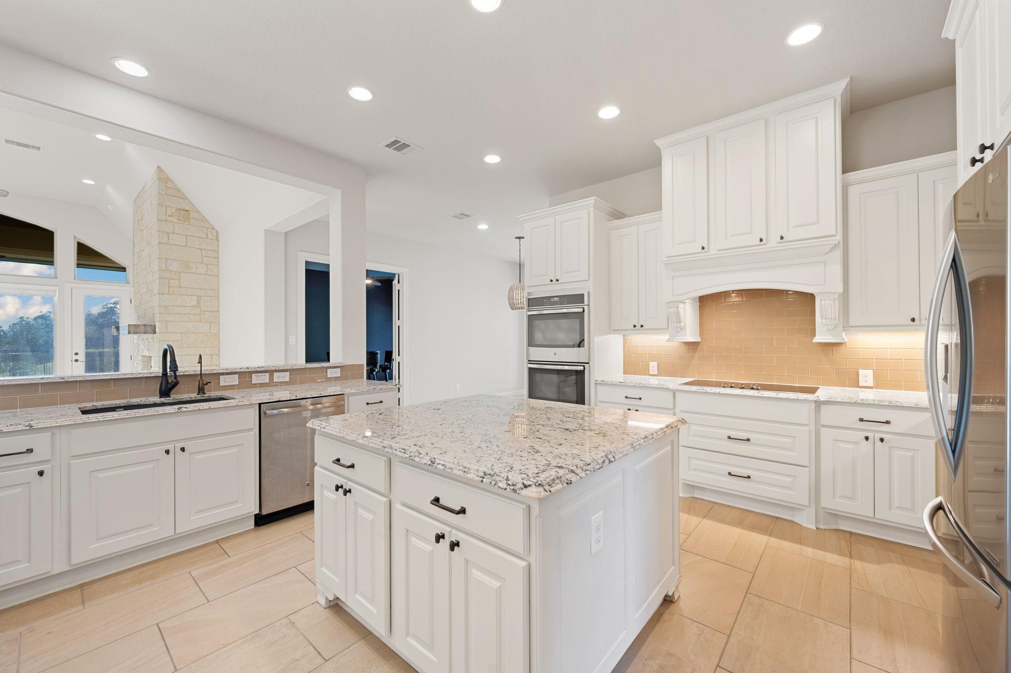 917 Coolabah Ave, New Braunfels, TX 78132