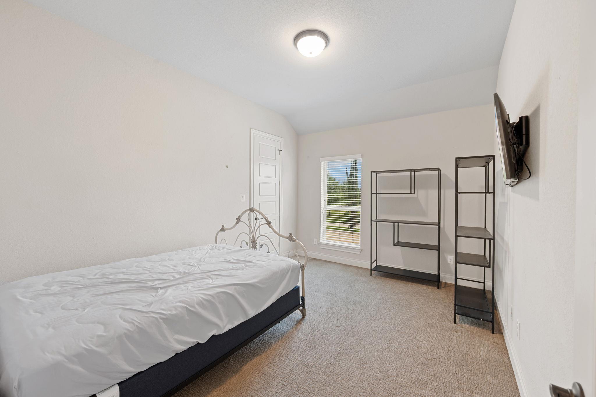 917 Coolabah Ave, New Braunfels, TX 78132