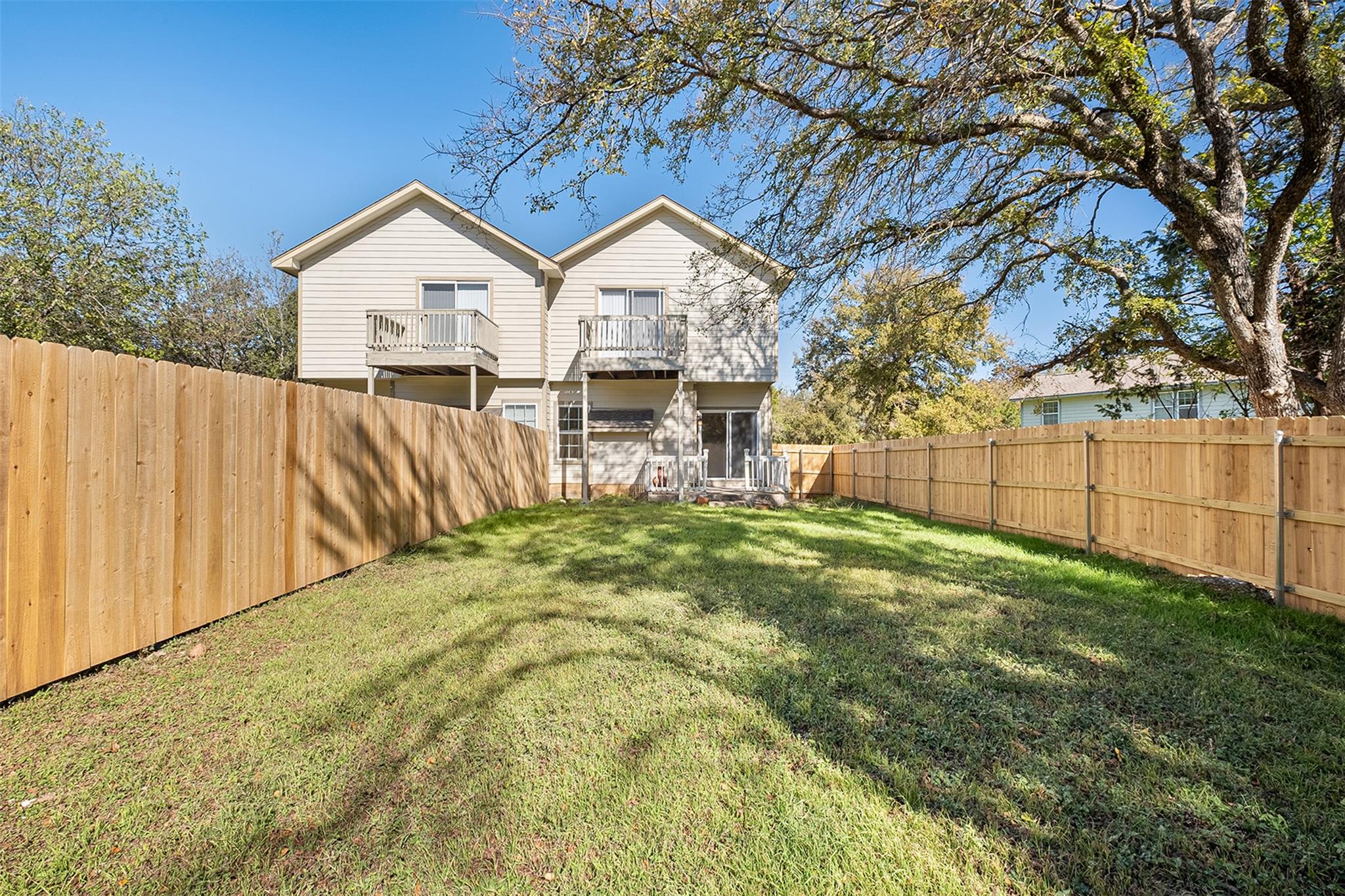 1003 Canyon Edge Dr # B, Austin, TX 78733