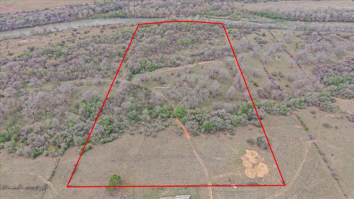 TBD TBD, Smithville, TX 78957