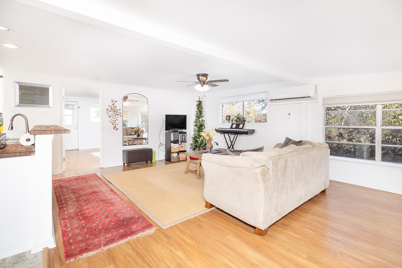 1517 Hill Way Dr, Granite Shoals, TX 78654