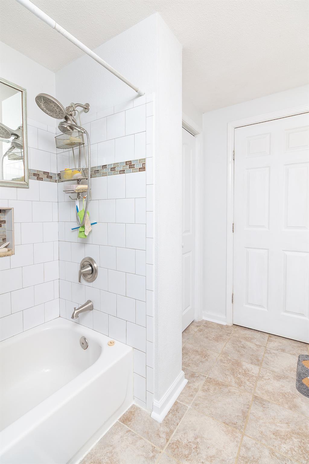 1517 Hill Way Dr, Granite Shoals, TX 78654