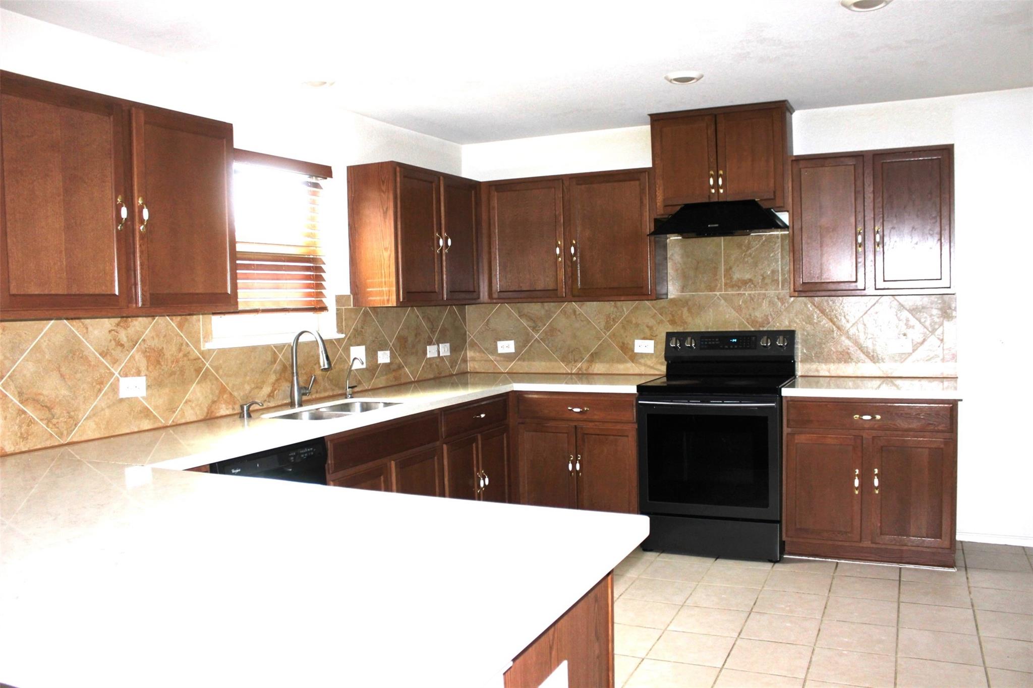 11052 Kirkoswald Rd, Austin, TX 78754