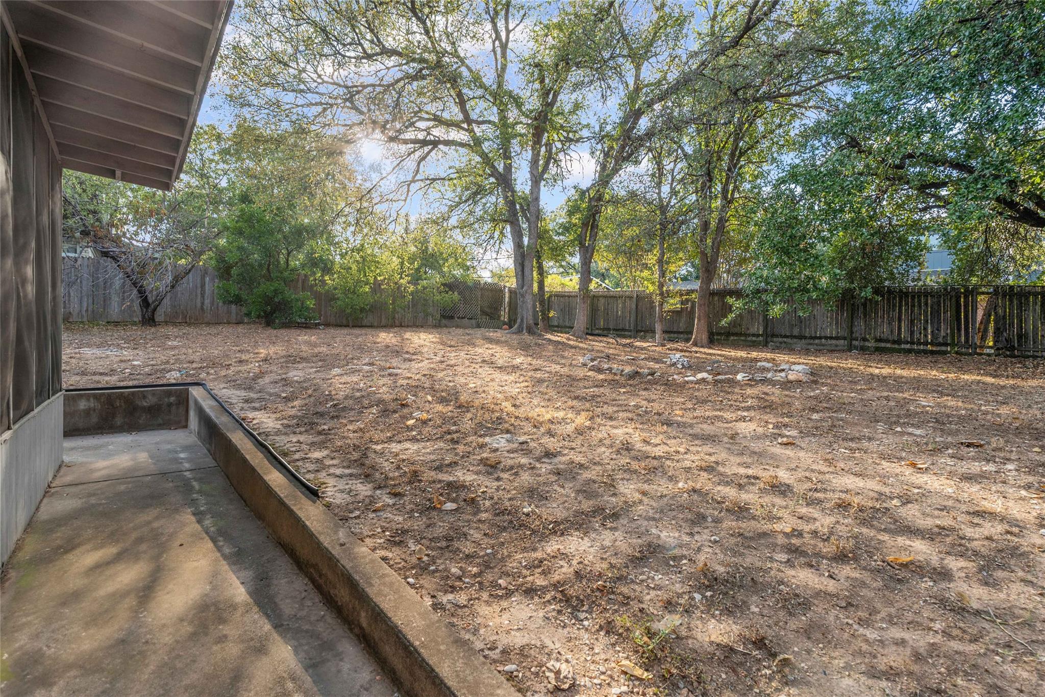 2800 Westhill Dr # 102, Austin, TX 78704